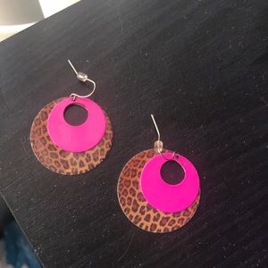 Pink & Cheetah Double Hoop Earrings!